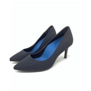 Betabrand COMFY Women's 6.5 Mile Marker Mesh Heel Pumps Pointed Toe Black